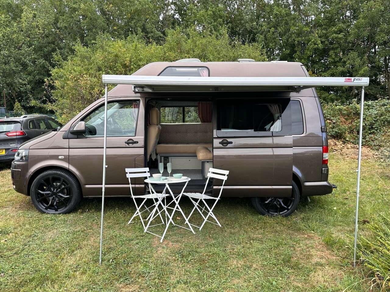 A 2012 VOLKSWAGEN TRANSPORTER 2.0 TDI T30 Leisuredrive Vivante 4dr Diesel DSG L3 H1 (216 g/km, 138 bhp) H A 2012 VOLKSWAGEN TRANSPORTER 2.0 TDI T30 Leisuredrive Vivante 4dr Diesel DSG L3 H1 (216 g/km, 138 bhp) H