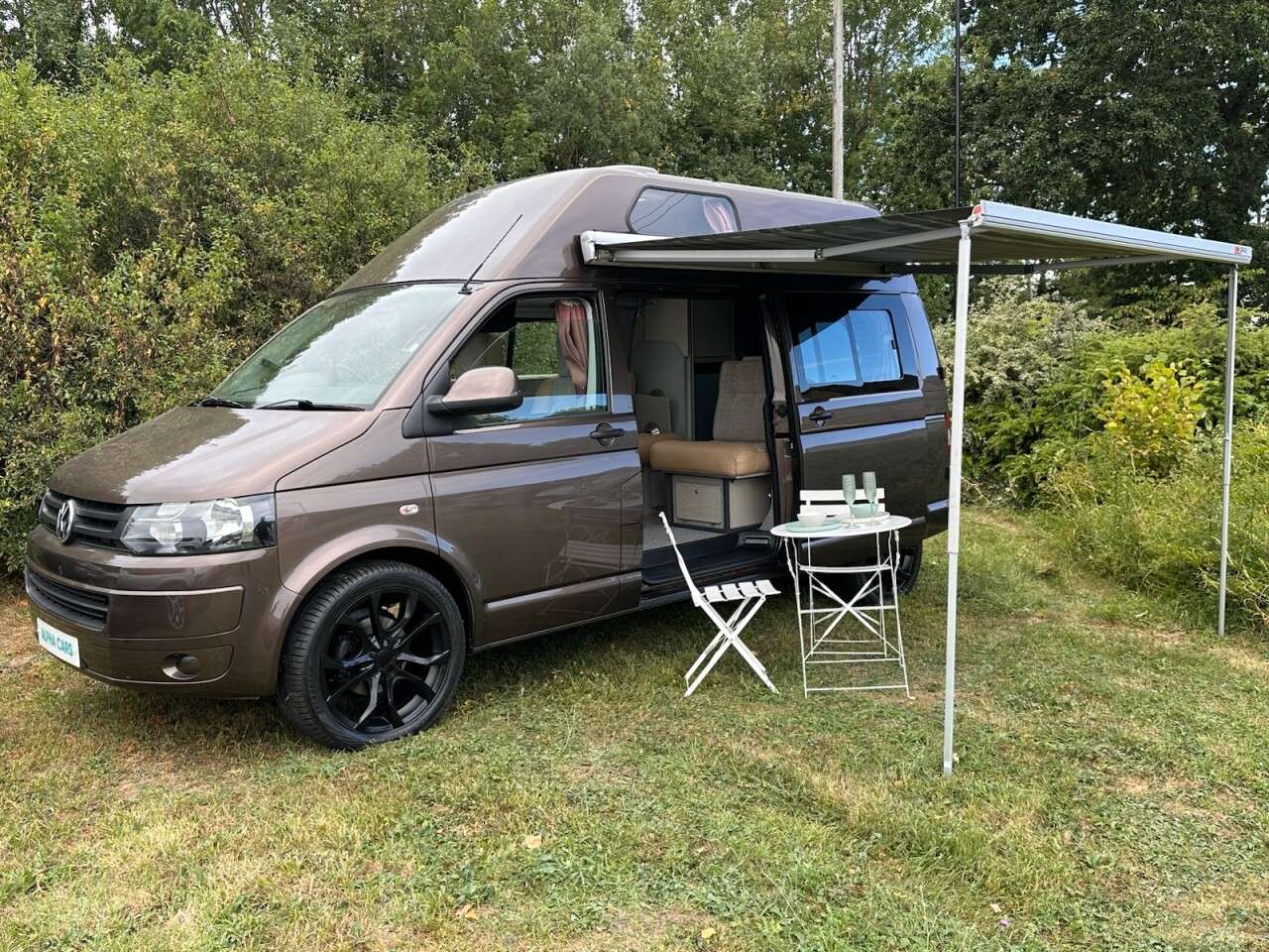 A 2012 VOLKSWAGEN TRANSPORTER 2.0 TDI T30 Leisuredrive Vivante 4dr Diesel DSG L3 H1 (216 g/km, 138 bhp) H A 2012 VOLKSWAGEN TRANSPORTER 2.0 TDI T30 Leisuredrive Vivante 4dr Diesel DSG L3 H1 (216 g/km, 138 bhp) H