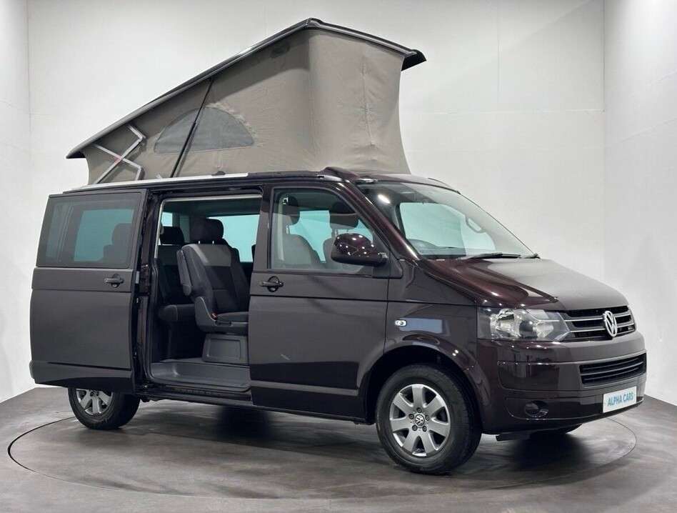 A 2015 VOLKSWAGEN CALIFORNIA 2l Auto 139 BHP Pop Top Day Van A 2015 VOLKSWAGEN CALIFORNIA 2l Auto 139 BHP Pop Top Day Van