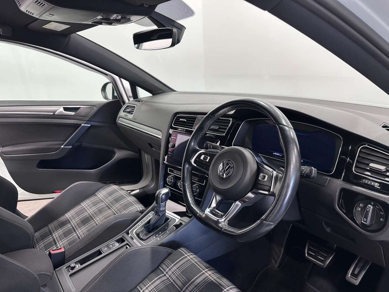 2018 VOLKSWAGEN GOLF 2018 VOLKSWAGEN GOLF