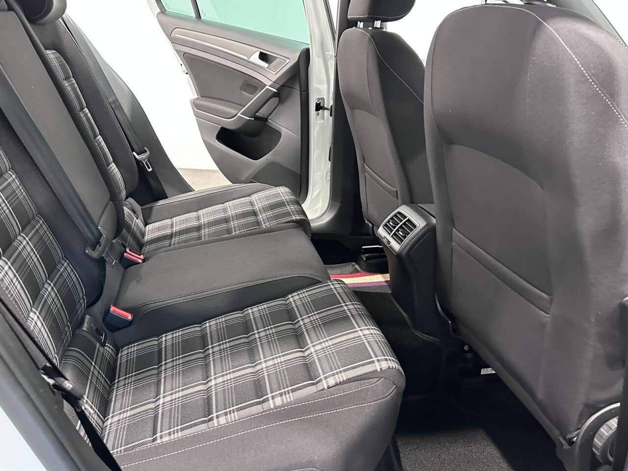 2018 VOLKSWAGEN GOLF 2018 VOLKSWAGEN GOLF