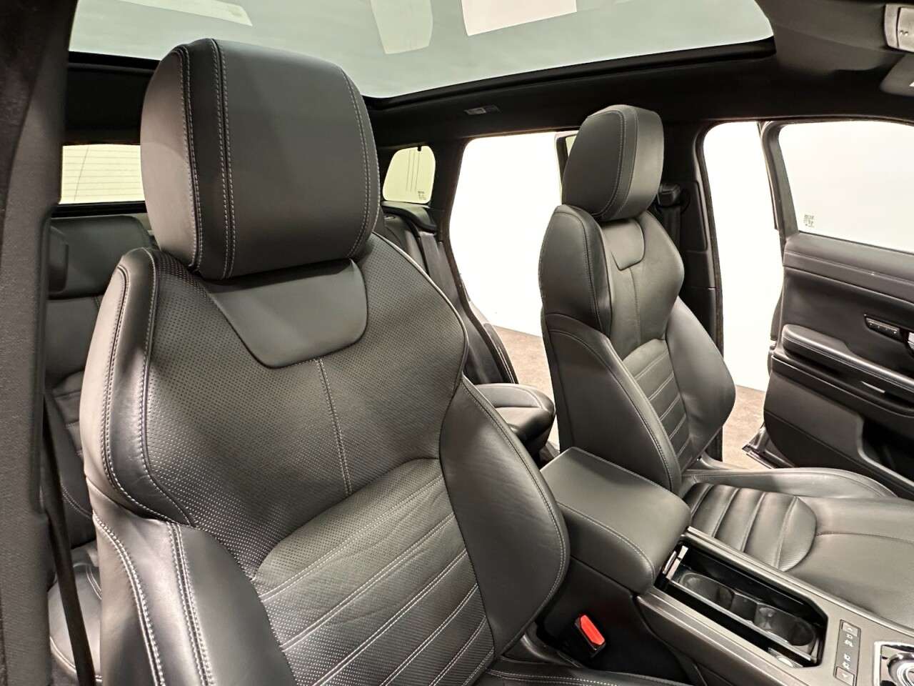 2018 LAND ROVER RANGE ROVER EVOQUE 2018 LAND ROVER RANGE ROVER EVOQUE