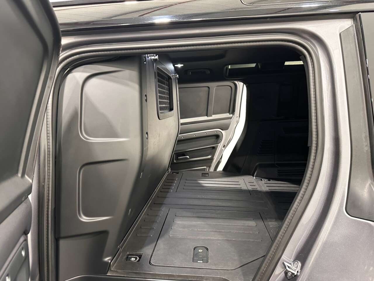 2021 LAND ROVER DEFENDER 110 2021 LAND ROVER DEFENDER 110