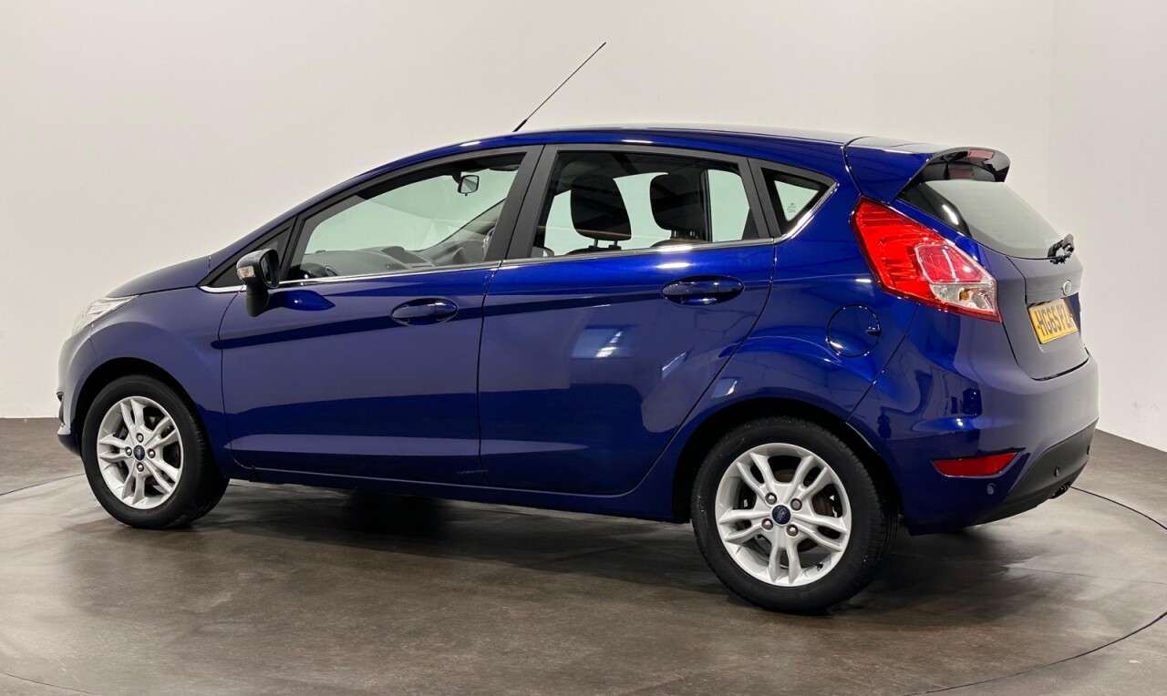A 2016 FORD FIESTA 1.25 Zetec Hatchback 5dr Petrol Manual Euro 6 (82 ps) A 2016 FORD FIESTA 1.25 Zetec Hatchback 5dr Petrol Manual Euro 6 (82 ps)