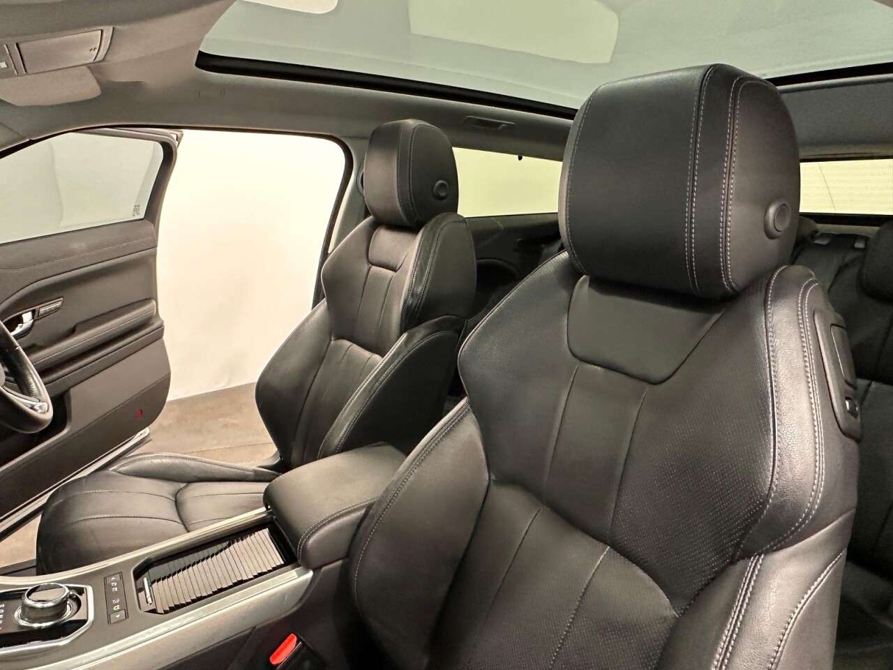2018 LAND ROVER RANGE ROVER EVOQUE 2018 LAND ROVER RANGE ROVER EVOQUE