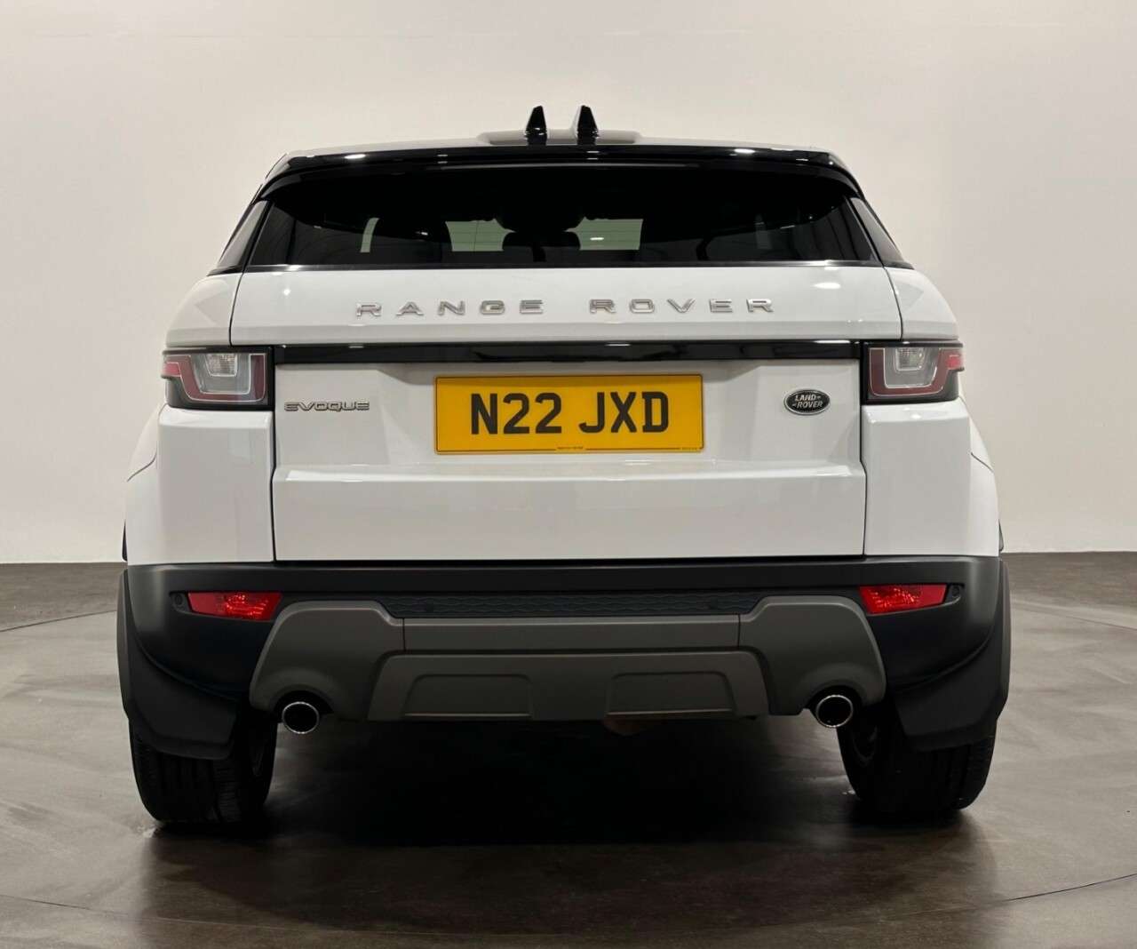 2018 LAND ROVER RANGE ROVER EVOQUE 2018 LAND ROVER RANGE ROVER EVOQUE