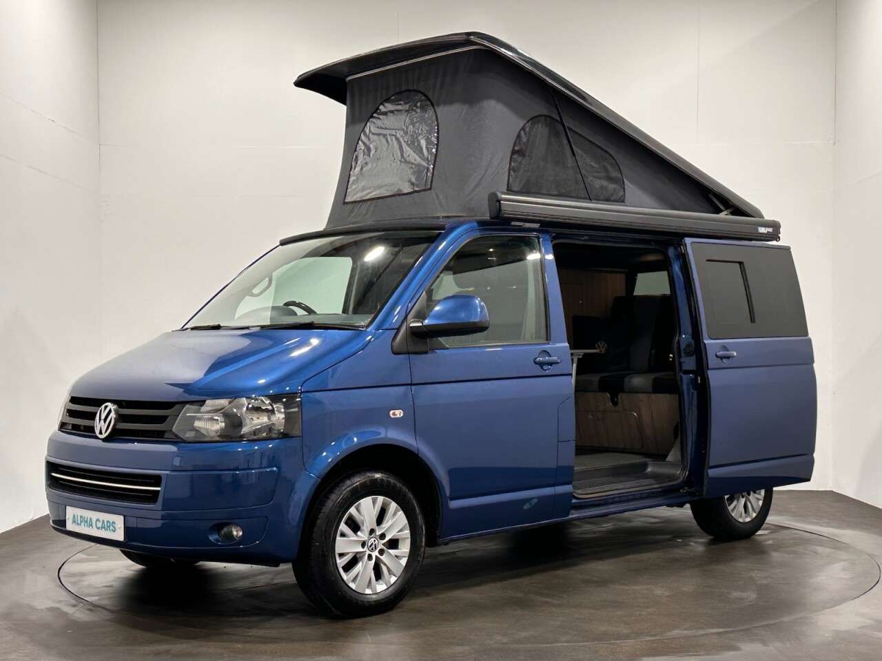 A 2015 VOLKSWAGEN CAMPER 2.0 TDI T28 Highline Camper Van 4dr Diesel Manual L1 H1 (198 g/km, 101 bhp) A 2015 VOLKSWAGEN CAMPER 2.0 TDI T28 Highline Camper Van 4dr Diesel Manual L1 H1 (198 g/km, 101 bhp)