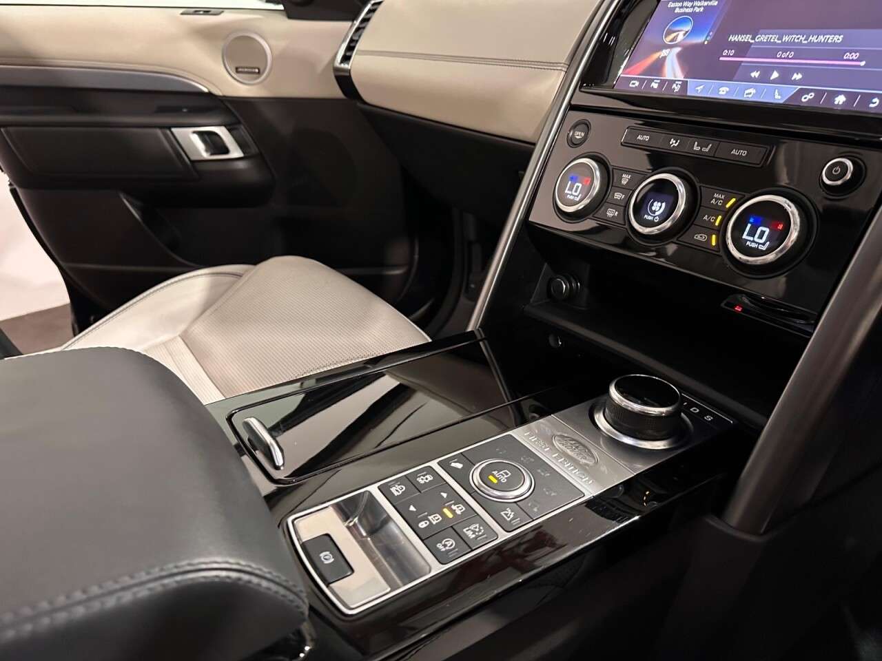 2017 LAND ROVER DISCOVERY 2017 LAND ROVER DISCOVERY