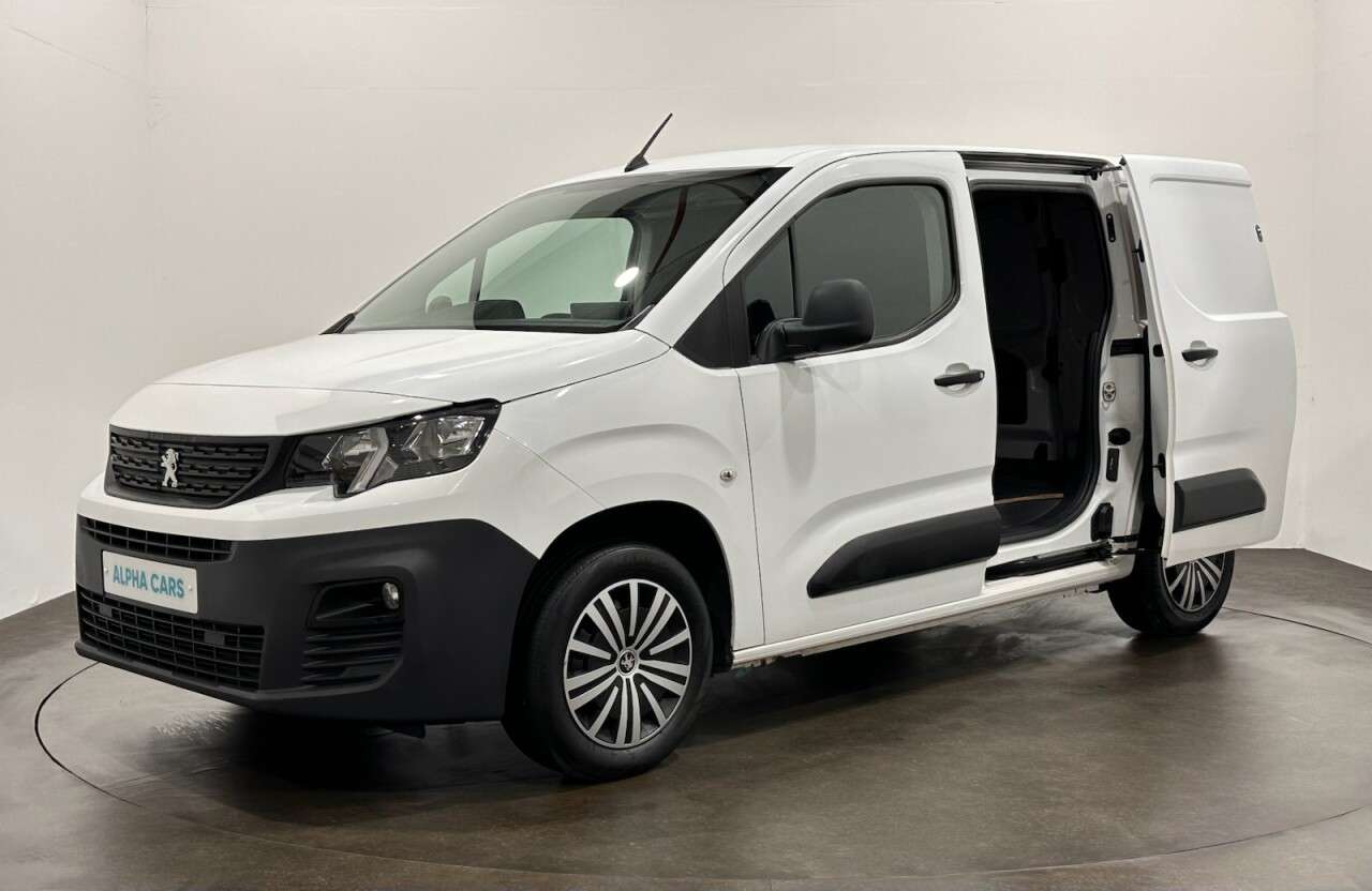 A 2019 PEUGEOT PARTNER 1.6 BlueHDi 1000 Professional Standard Panel Van 5dr Diesel Manual SWB Euro A 2019 PEUGEOT PARTNER 1.6 BlueHDi 1000 Professional Standard Panel Van 5dr Diesel Manual SWB Euro