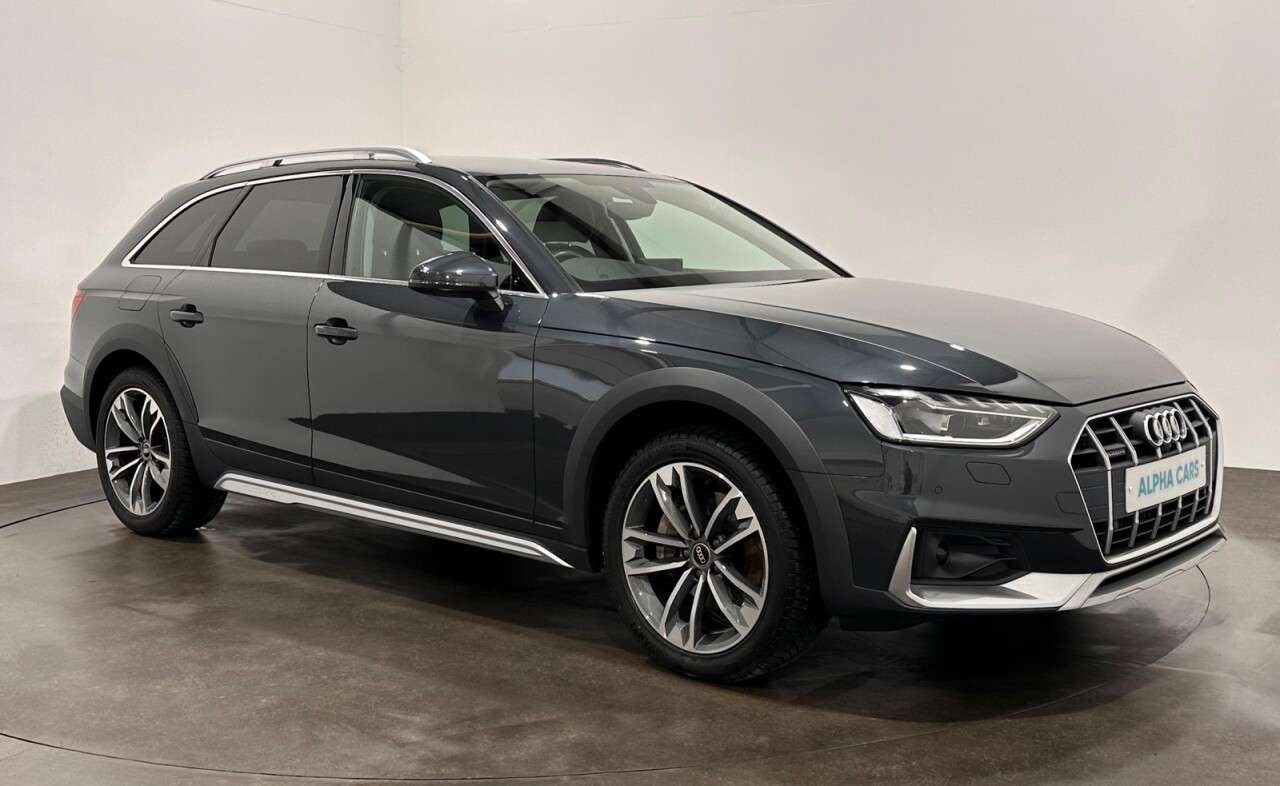 A 2021 AUDI A4 ALLROAD 2.0 TDI 40 Sport Estate 5dr Diesel S Tronic quattro Euro 6 (s/s) (204 ps) A 2021 AUDI A4 ALLROAD 2.0 TDI 40 Sport Estate 5dr Diesel S Tronic quattro Euro 6 (s/s) (204 ps)