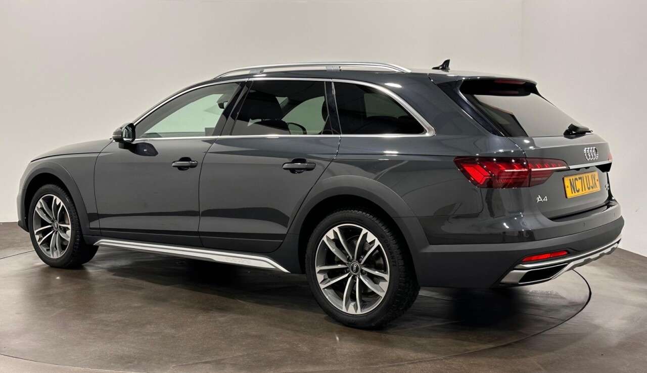 A 2021 AUDI A4 ALLROAD 2.0 TDI 40 Sport Estate 5dr Diesel S Tronic quattro Euro 6 (s/s) (204 ps) A 2021 AUDI A4 ALLROAD 2.0 TDI 40 Sport Estate 5dr Diesel S Tronic quattro Euro 6 (s/s) (204 ps)