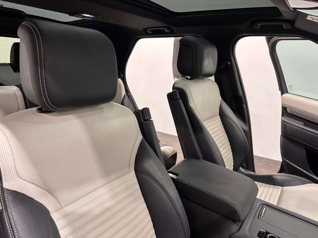 2022 LAND ROVER DISCOVERY 2022 LAND ROVER DISCOVERY