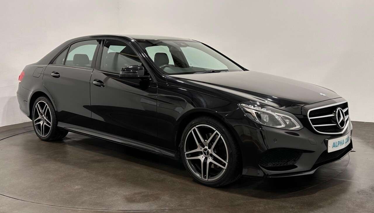 A 2015 MERCEDES-BENZ E CLASS 2.1 E220 BlueTEC AMG Night Edition Saloon 4dr Diesel G-Tronic+ Euro 6 (s/s) A 2015 MERCEDES-BENZ E CLASS 2.1 E220 BlueTEC AMG Night Edition Saloon 4dr Diesel G-Tronic+ Euro 6 (s/s)
