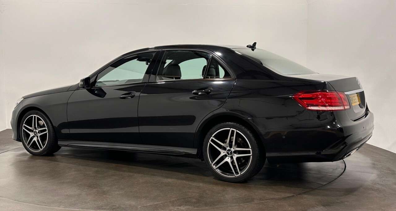 A 2015 MERCEDES-BENZ E CLASS 2.1 E220 BlueTEC AMG Night Edition Saloon 4dr Diesel G-Tronic+ Euro 6 (s/s) A 2015 MERCEDES-BENZ E CLASS 2.1 E220 BlueTEC AMG Night Edition Saloon 4dr Diesel G-Tronic+ Euro 6 (s/s)
