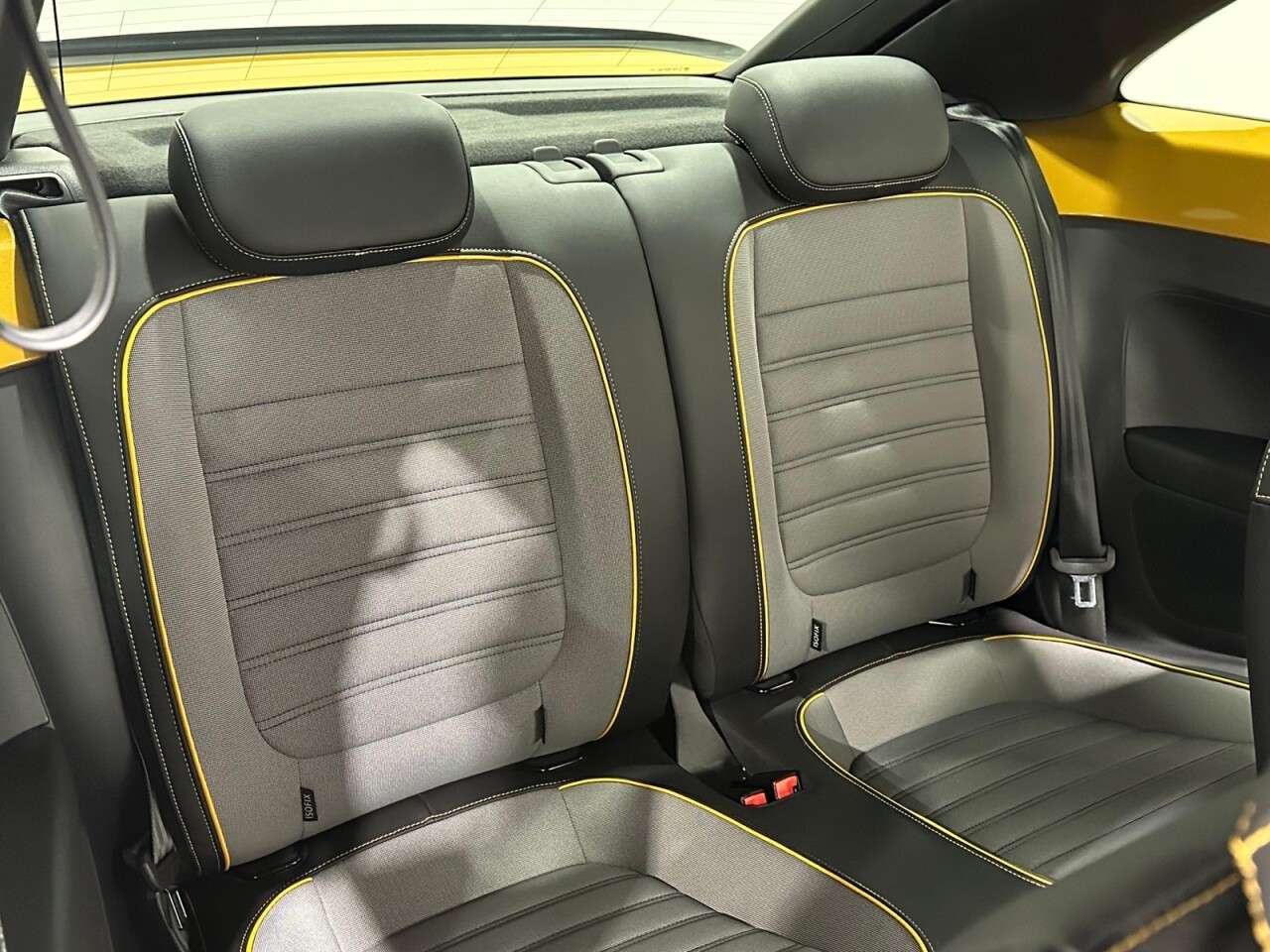 2016 VOLKSWAGEN BEETLE 2016 VOLKSWAGEN BEETLE