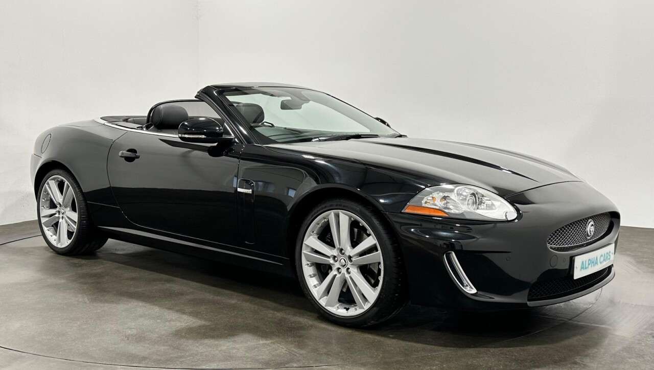 A 2010 JAGUAR XK 5.0 V8 Portfolio Convertible 2dr Petrol Auto Euro 5 (385 ps) Complete Servi A 2010 JAGUAR XK 5.0 V8 Portfolio Convertible 2dr Petrol Auto Euro 5 (385 ps) Complete Servi