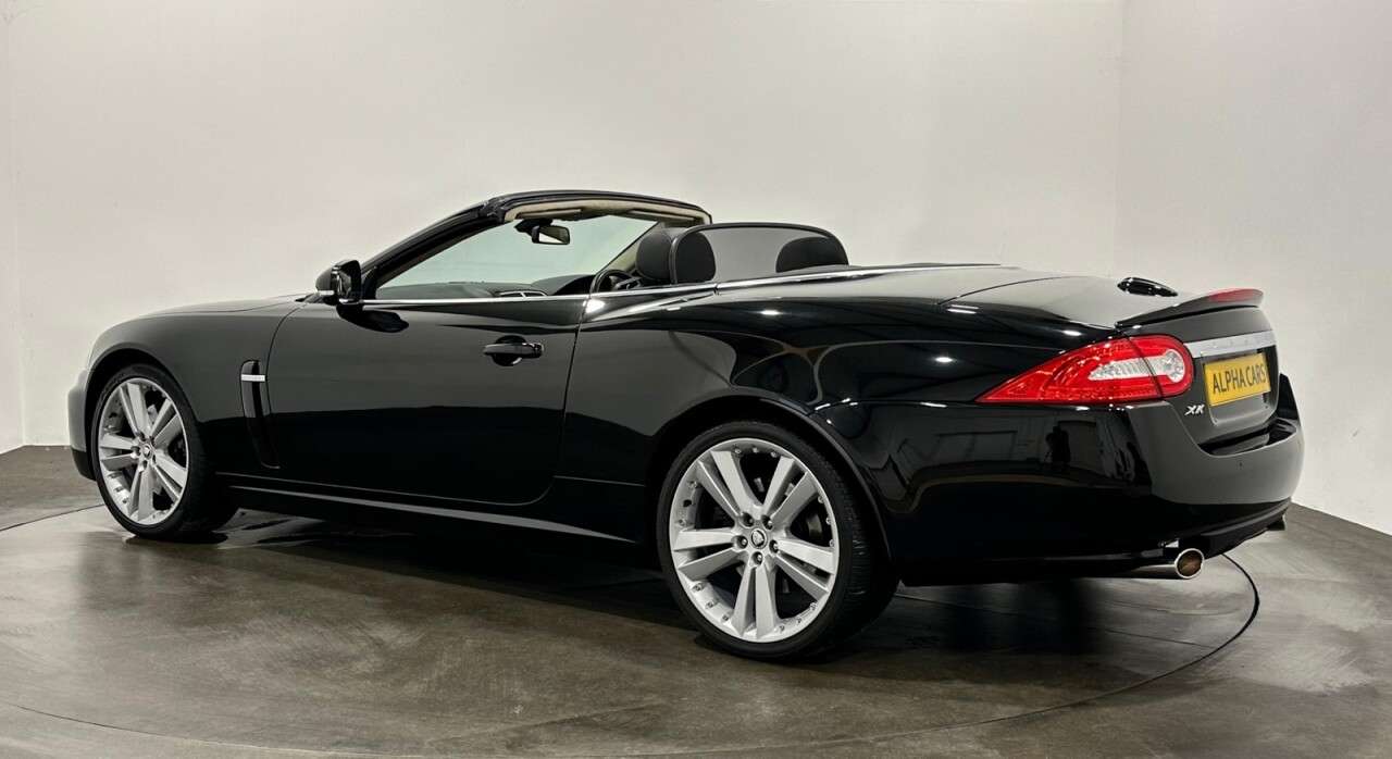 A 2010 JAGUAR XK 5.0 V8 Portfolio Convertible 2dr Petrol Auto Euro 5 (385 ps) Complete Servi A 2010 JAGUAR XK 5.0 V8 Portfolio Convertible 2dr Petrol Auto Euro 5 (385 ps) Complete Servi