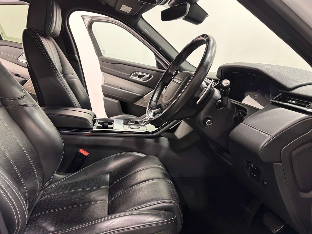 2018 LAND ROVER RANGE ROVER VELAR 2018 LAND ROVER RANGE ROVER VELAR