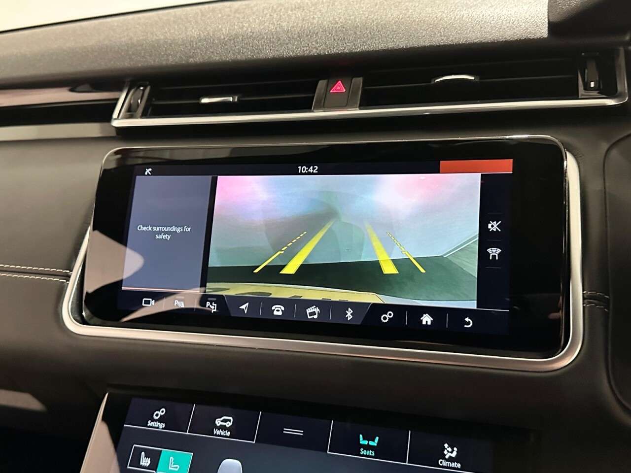 2018 LAND ROVER RANGE ROVER VELAR 2018 LAND ROVER RANGE ROVER VELAR