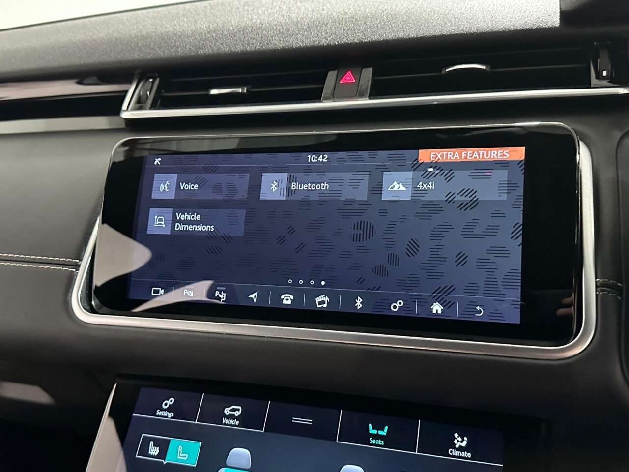 2018 LAND ROVER RANGE ROVER VELAR 2018 LAND ROVER RANGE ROVER VELAR