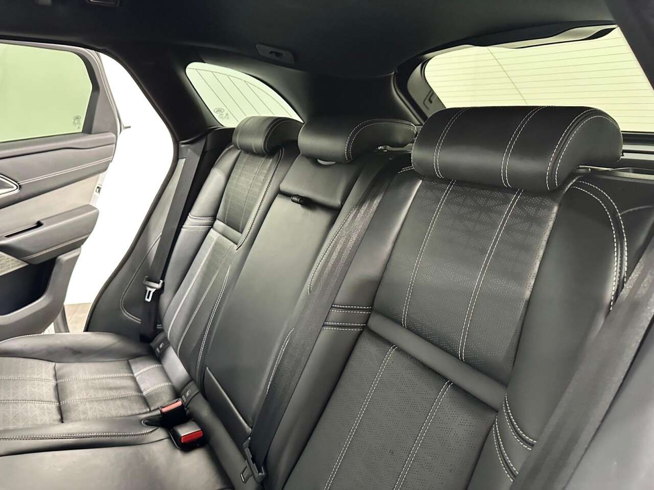 2018 LAND ROVER RANGE ROVER VELAR 2018 LAND ROVER RANGE ROVER VELAR