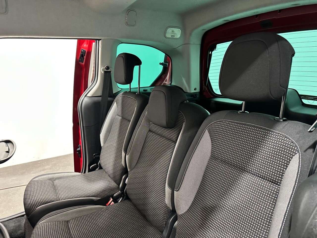 2018 PEUGEOT PARTNER TEPEE 2018 PEUGEOT PARTNER TEPEE