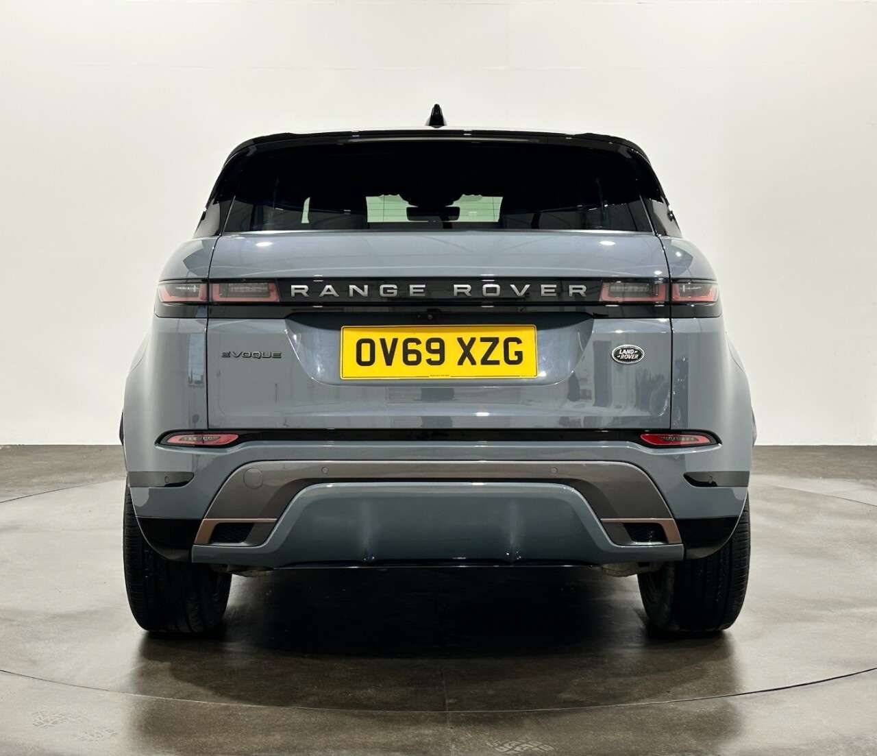2019 LAND ROVER RANGE ROVER EVOQUE 2019 LAND ROVER RANGE ROVER EVOQUE
