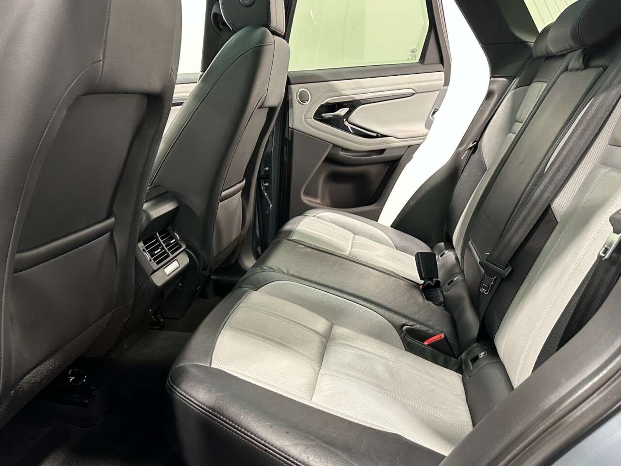 2019 LAND ROVER RANGE ROVER EVOQUE 2019 LAND ROVER RANGE ROVER EVOQUE