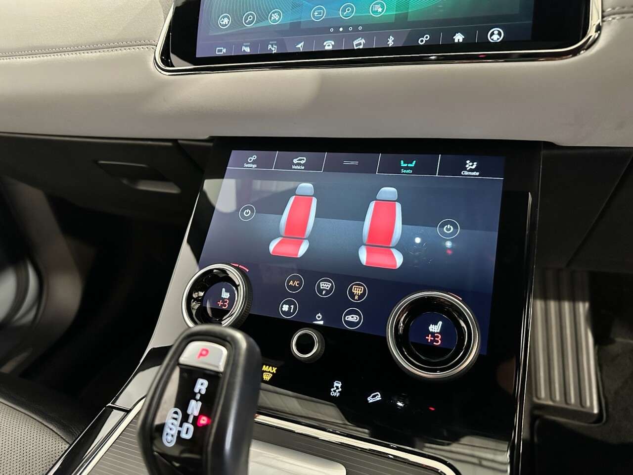 2019 LAND ROVER RANGE ROVER EVOQUE 2019 LAND ROVER RANGE ROVER EVOQUE
