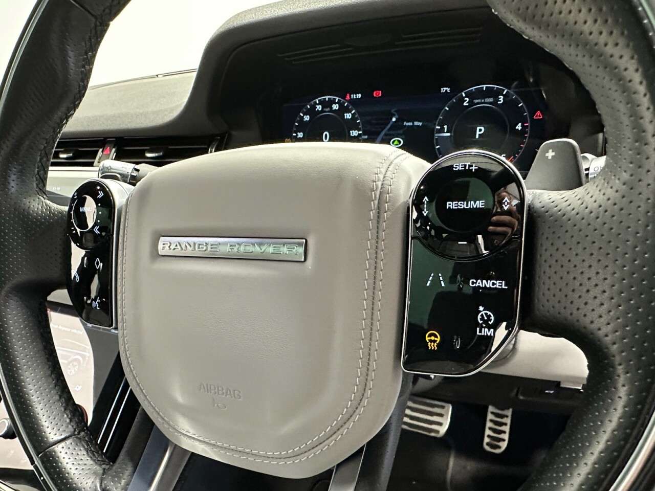 2019 LAND ROVER RANGE ROVER EVOQUE 2019 LAND ROVER RANGE ROVER EVOQUE