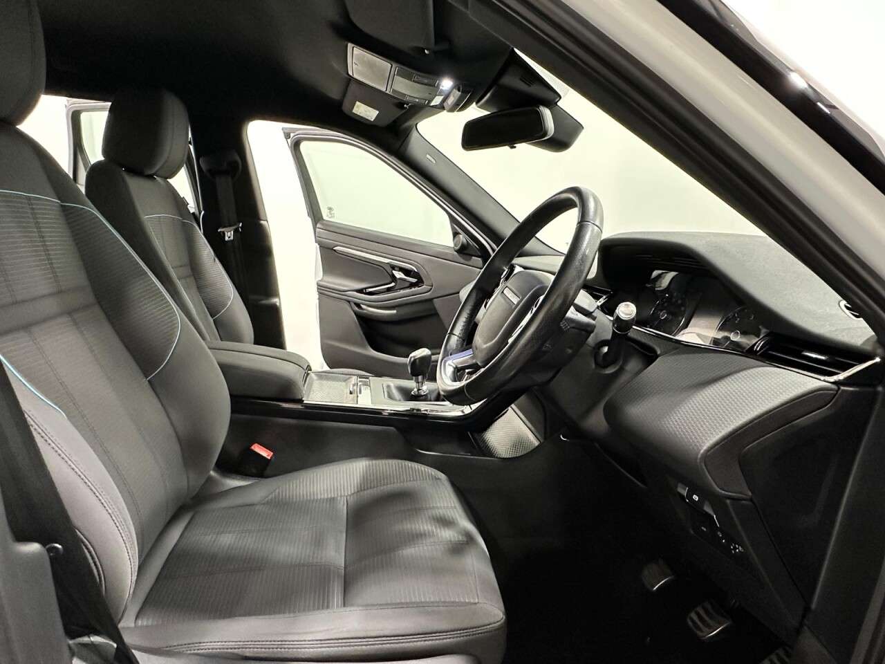 2019 LAND ROVER RANGE ROVER EVOQUE 2019 LAND ROVER RANGE ROVER EVOQUE