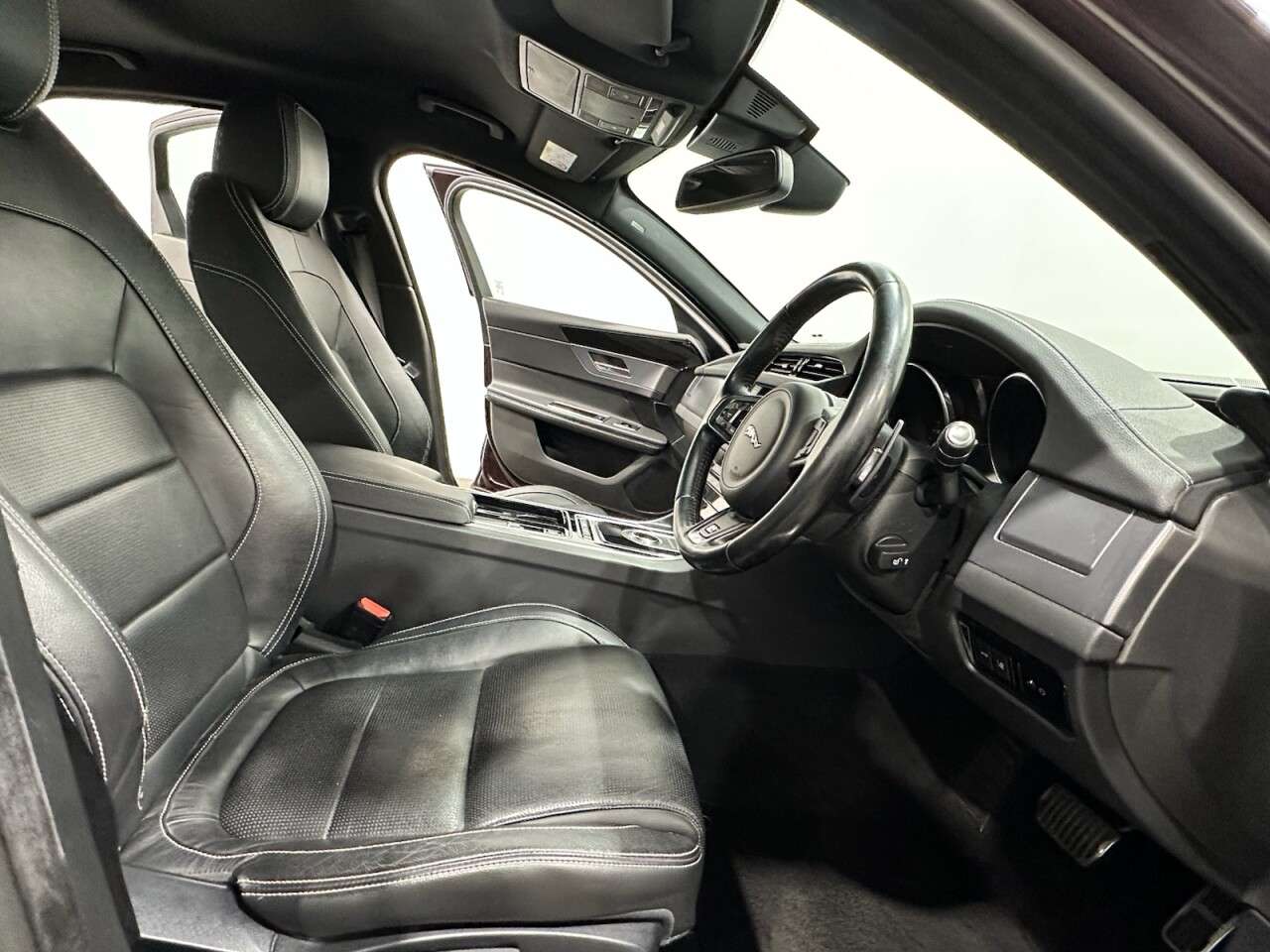 2017 JAGUAR XF 2017 JAGUAR XF