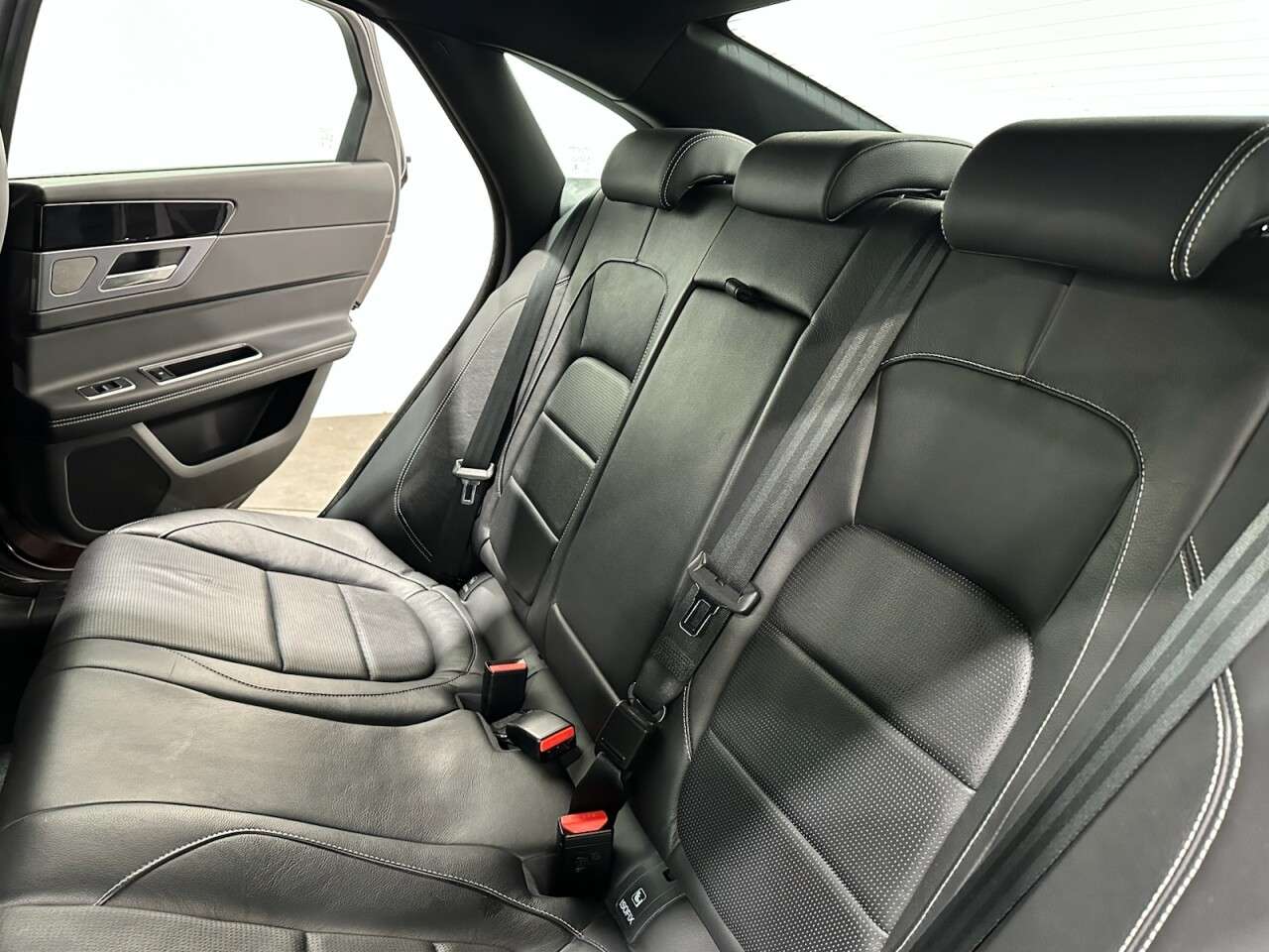 2017 JAGUAR XF 2017 JAGUAR XF