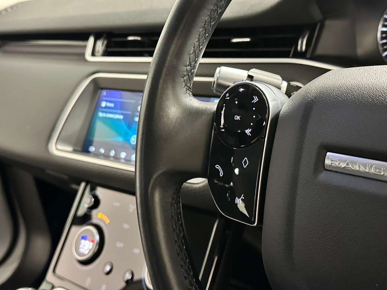 2019 LAND ROVER RANGE ROVER EVOQUE 2019 LAND ROVER RANGE ROVER EVOQUE