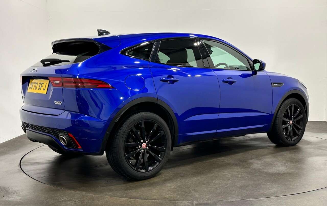 A 2020 JAGUAR E-PACE 2.0 D180 R-Dynamic HSE SUV 5dr Diesel Auto AWD Euro 6 (s/s) (180 ps) Panora A 2020 JAGUAR E-PACE 2.0 D180 R-Dynamic HSE SUV 5dr Diesel Auto AWD Euro 6 (s/s) (180 ps) Panora