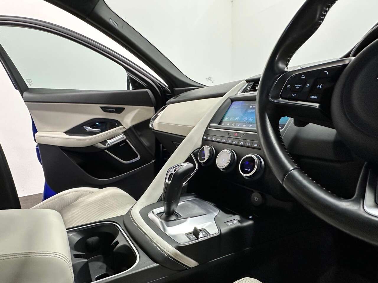 2020 JAGUAR E-PACE 2020 JAGUAR E-PACE