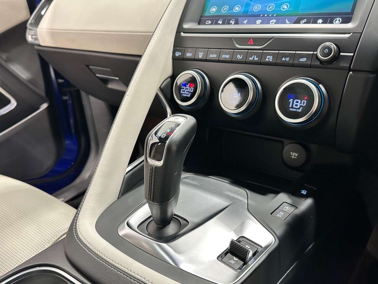 2020 JAGUAR E-PACE 2020 JAGUAR E-PACE