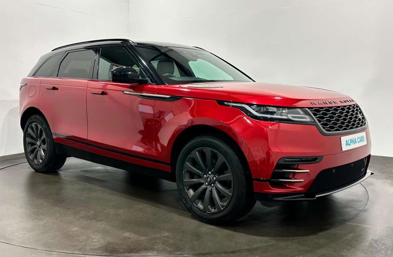A 2021 LAND ROVER RANGE ROVER VELAR 2.0 D200 MHEV R-Dynamic SE SUV 5dr Diesel Auto 4WD Euro 6 (s/s) (204 ps) A 2021 LAND ROVER RANGE ROVER VELAR 2.0 D200 MHEV R-Dynamic SE SUV 5dr Diesel Auto 4WD Euro 6 (s/s) (204 ps)