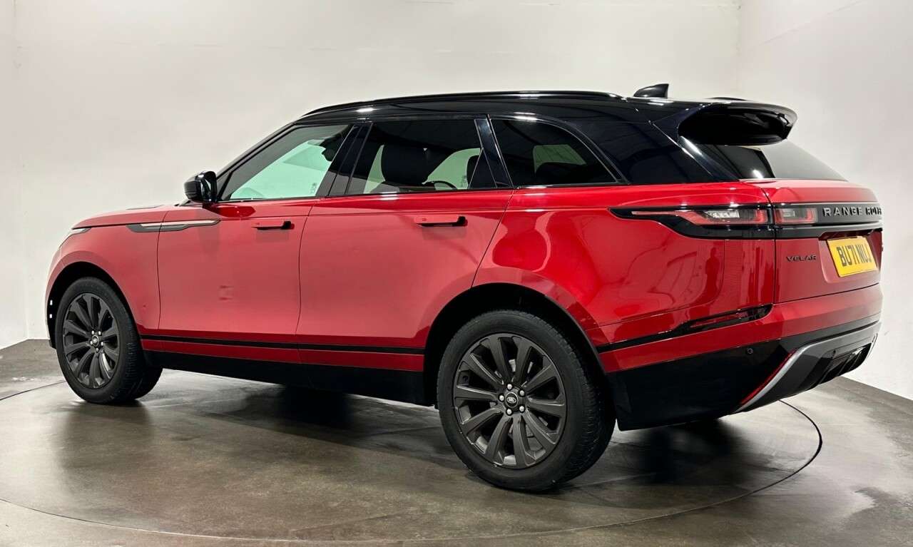 A 2021 LAND ROVER RANGE ROVER VELAR 2.0 D200 MHEV R-Dynamic SE SUV 5dr Diesel Auto 4WD Euro 6 (s/s) (204 ps) A 2021 LAND ROVER RANGE ROVER VELAR 2.0 D200 MHEV R-Dynamic SE SUV 5dr Diesel Auto 4WD Euro 6 (s/s) (204 ps)