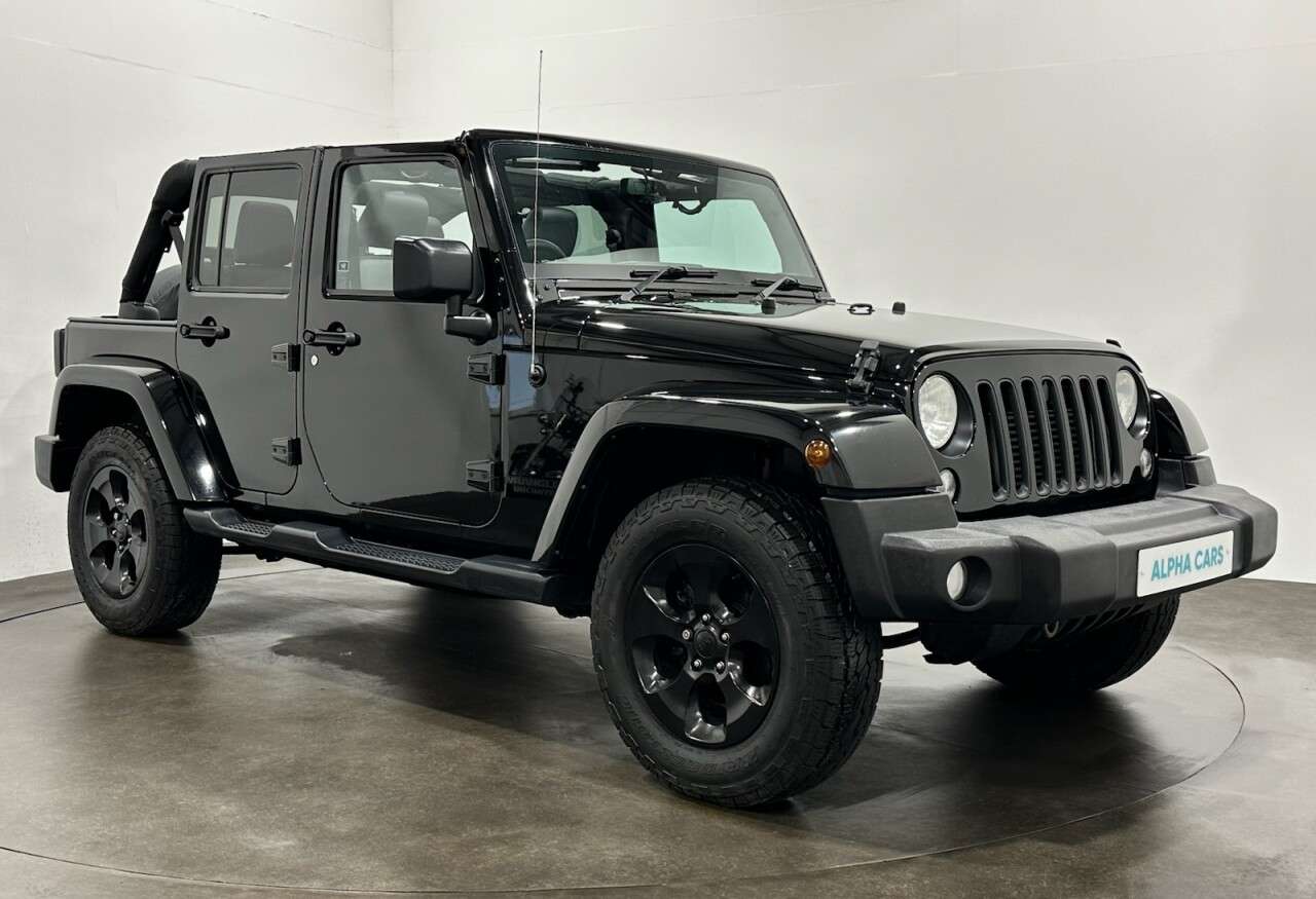 A 2017 JEEP WRANGLER 2.8 CRD Night Eagle SUV 4dr Diesel Auto 4WD Euro 6 (197 bhp) A 2017 JEEP WRANGLER 2.8 CRD Night Eagle SUV 4dr Diesel Auto 4WD Euro 6 (197 bhp)