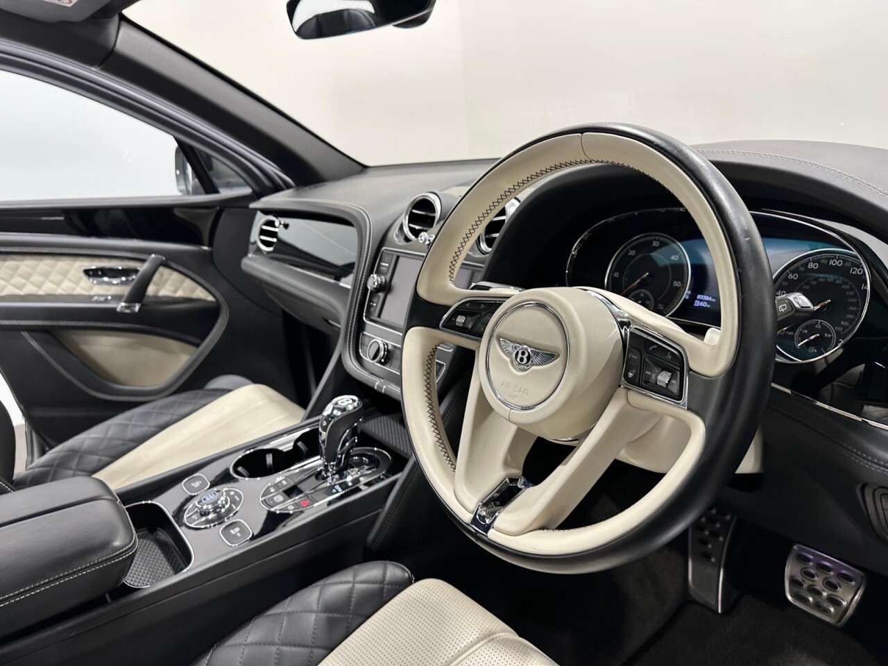 2018 BENTLEY BENTAYGA 2018 BENTLEY BENTAYGA