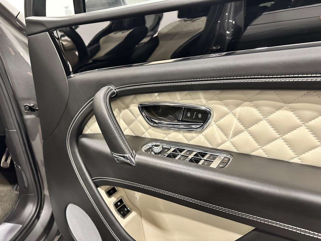 2018 BENTLEY BENTAYGA 2018 BENTLEY BENTAYGA