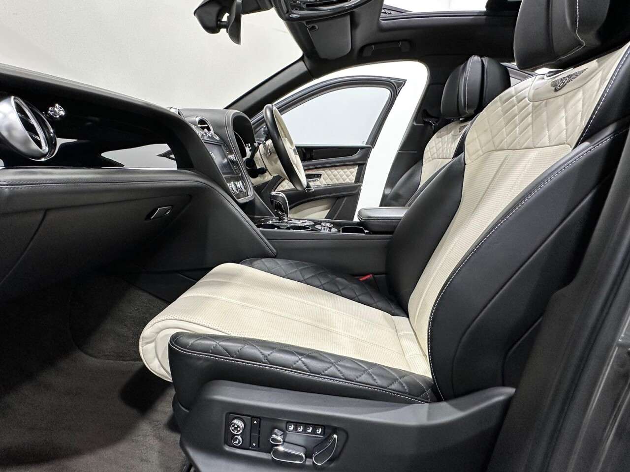 2018 BENTLEY BENTAYGA 2018 BENTLEY BENTAYGA
