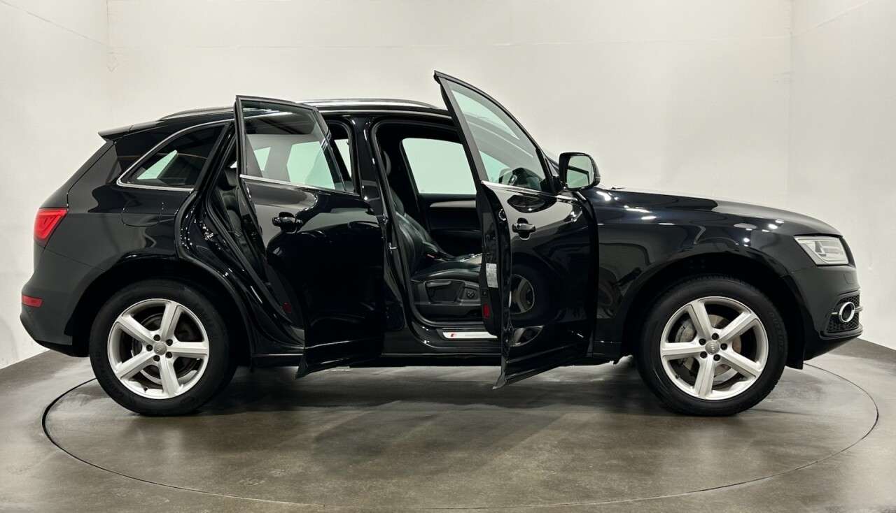 2013 AUDI Q5 2013 AUDI Q5