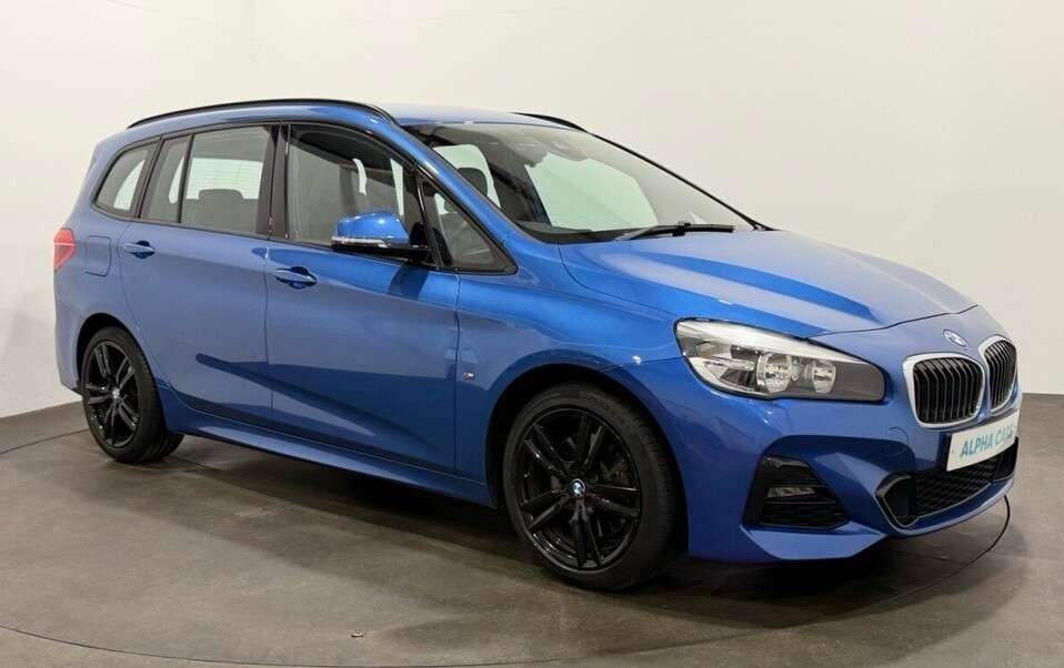A 2019 BMW 2 SERIES GRAN TOURER 2.0 220i GPF M Sport MPV 5dr Petrol DCT Euro 6 (s/s) (192 ps) A 2019 BMW 2 SERIES GRAN TOURER 2.0 220i GPF M Sport MPV 5dr Petrol DCT Euro 6 (s/s) (192 ps)