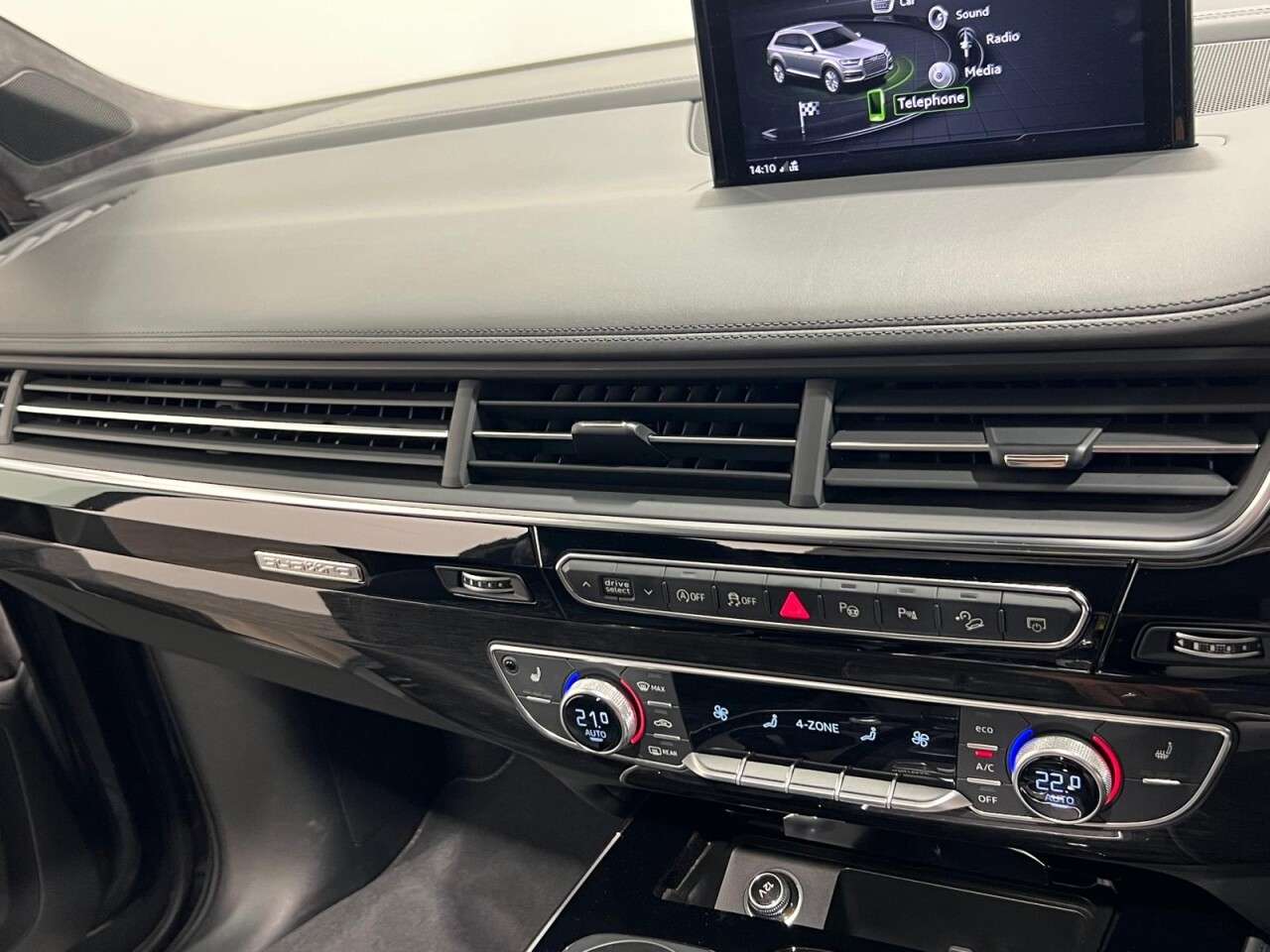 2019 AUDI Q7 2019 AUDI Q7