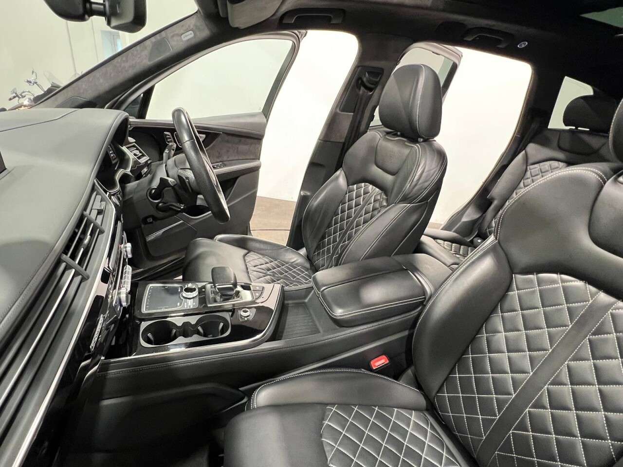 2019 AUDI Q7 2019 AUDI Q7