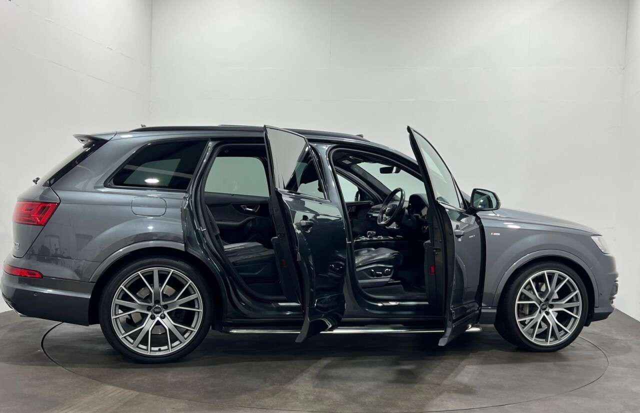 2019 AUDI Q7 2019 AUDI Q7