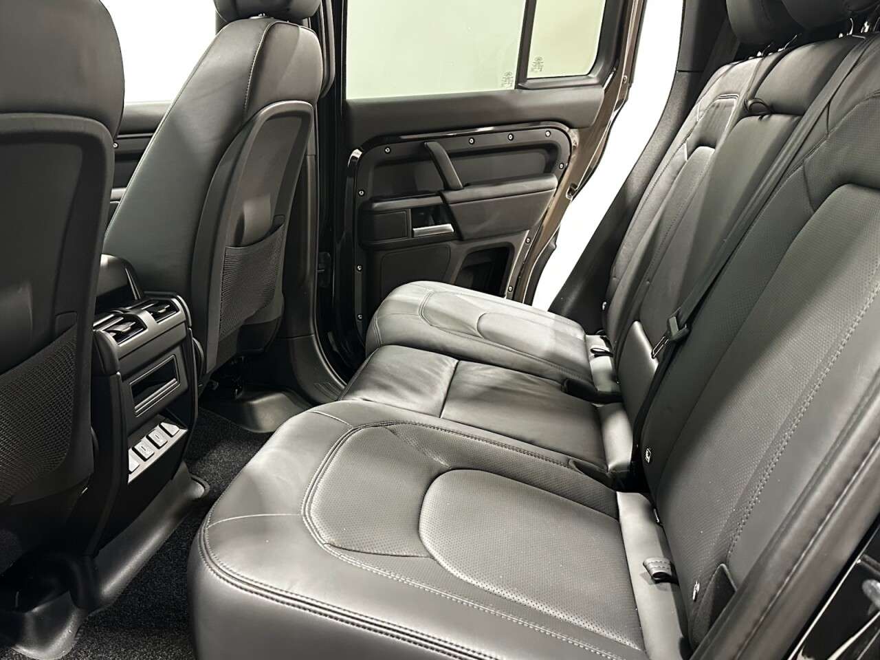 2026 LAND ROVER DEFENDER 110 2026 LAND ROVER DEFENDER 110