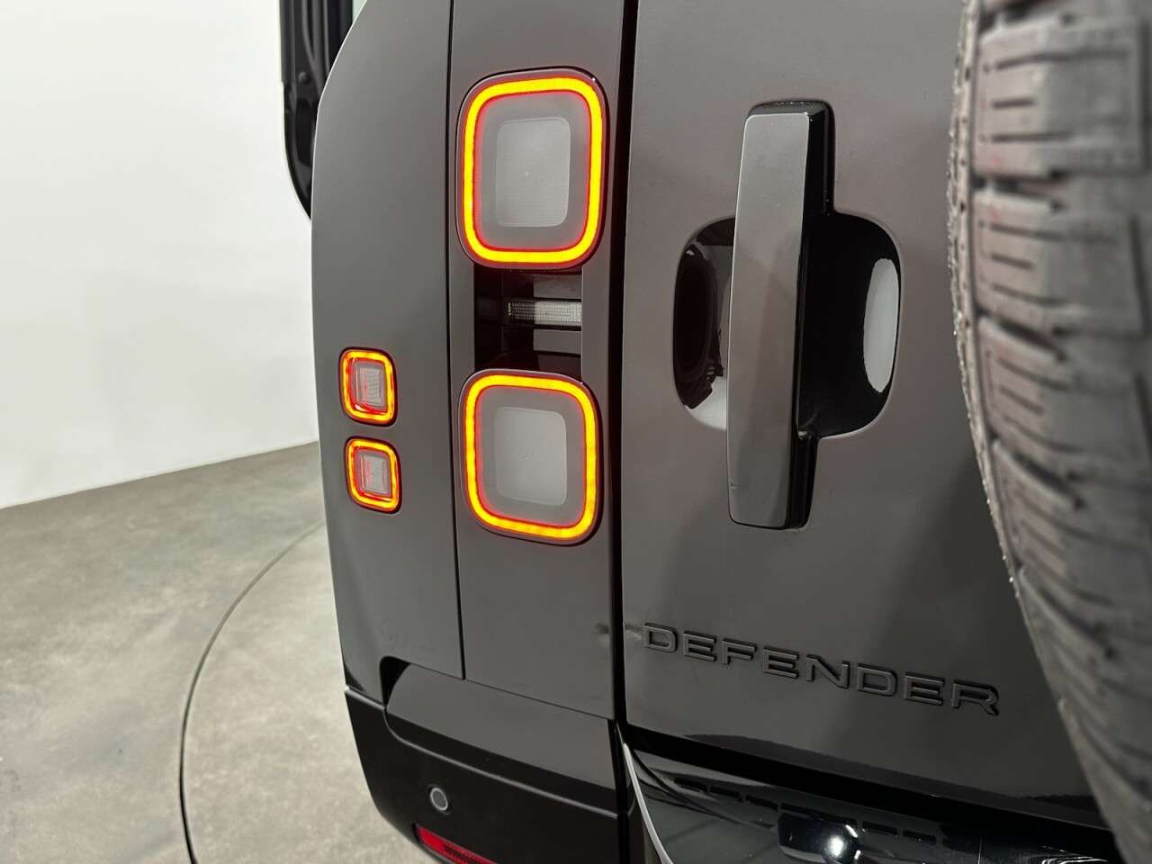2026 LAND ROVER DEFENDER 110 2026 LAND ROVER DEFENDER 110